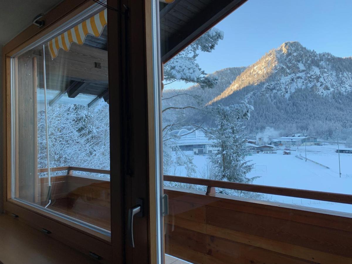 Ferienwohnung Am Roemerweg Wald Инцел Екстериор снимка