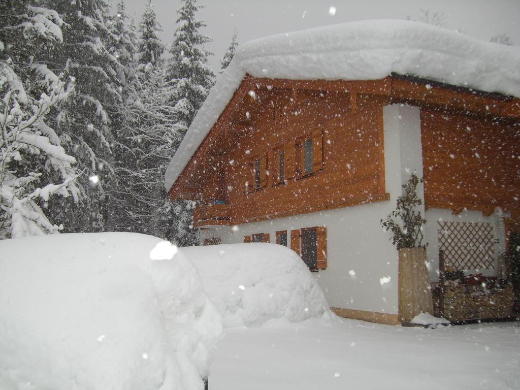 Ferienwohnung Am Roemerweg Wald Инцел Екстериор снимка